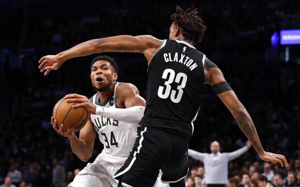 历史单月三分球命中数最多纪录：库里96个断层第一 哈登、克莱上榜